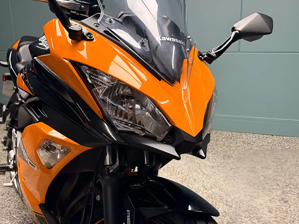Used 2019 Kawasaki Ninja 650 Super Sports Orange - Interior and Exterior details 11