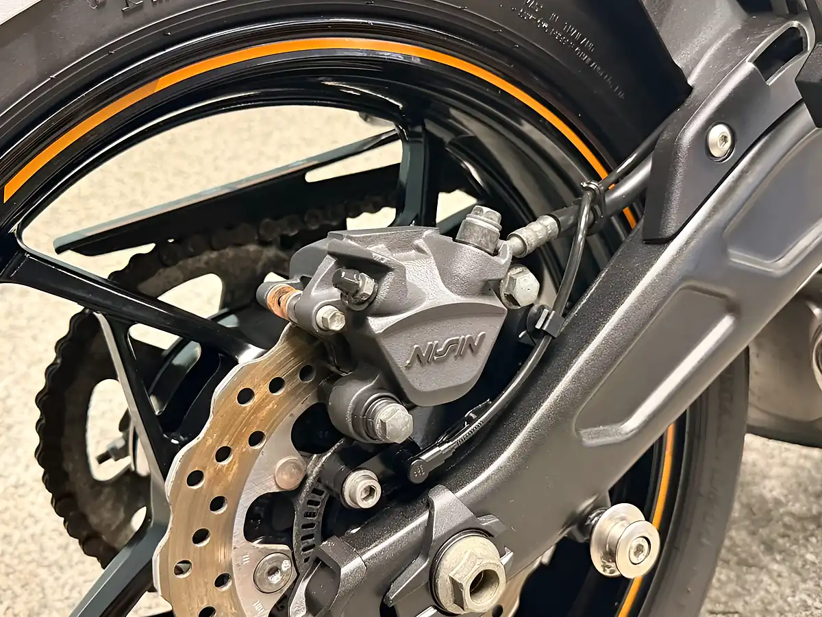 Used 2019 Kawasaki Ninja 650 Super Sports Orange - Interior and Exterior details 14