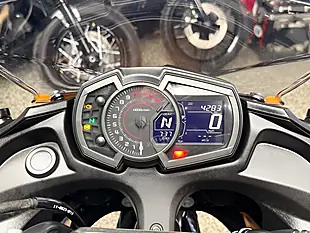 Used 2019 Kawasaki Ninja 650 Super Sports Orange - Interior and Exterior details 16