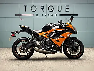 Used 2019 Kawasaki Ninja 650 Super Sports Orange - Interior and Exterior details 2