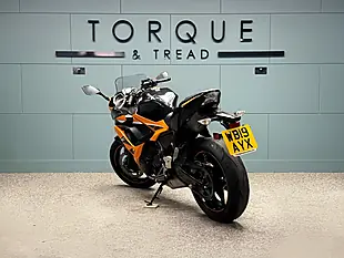 Used 2019 Kawasaki Ninja 650 Super Sports Orange - Interior and Exterior details 6