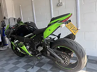 Used 2019 Kawasaki Ninja ZX-10R Krt Replica Green - Interior and Exterior details 16
