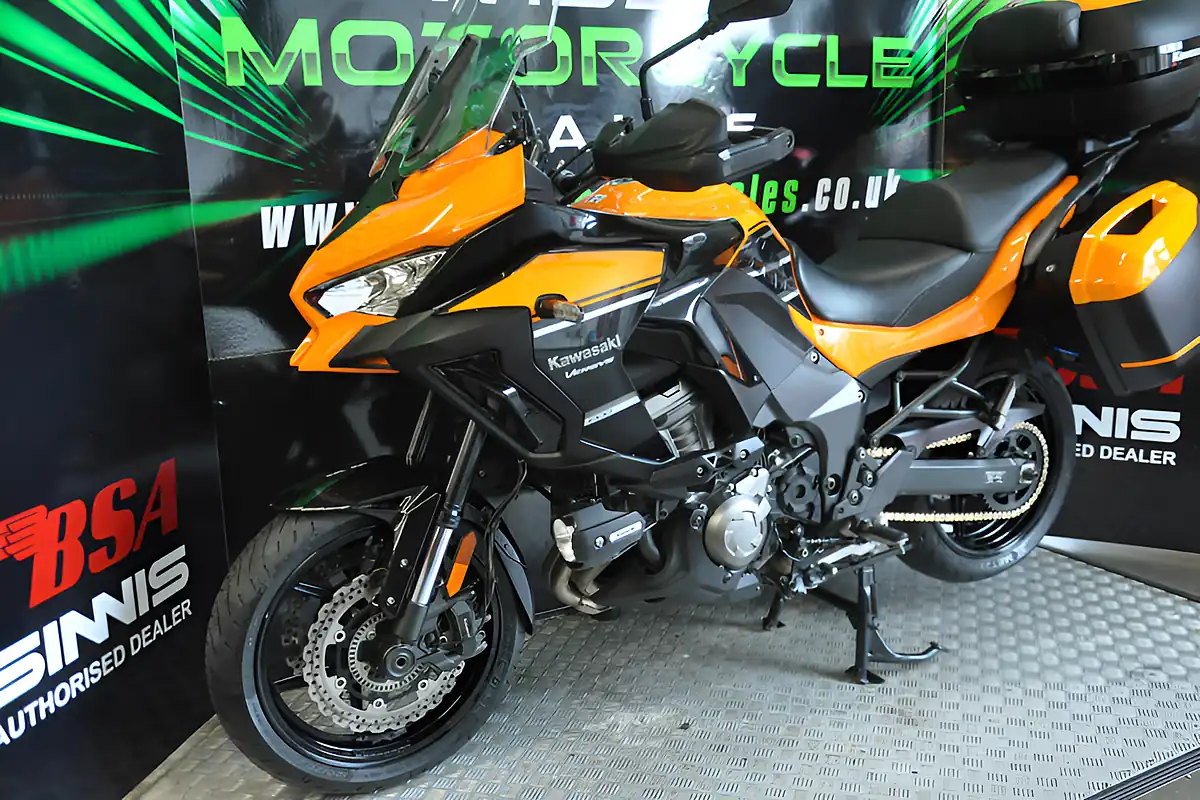 Used 2019 Kawasaki Versys 1000 Tourer Orange - Interior and Exterior details 12