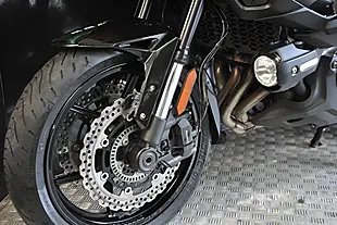 Used 2019 Kawasaki Versys 1000 Tourer Orange - Interior and Exterior details 17