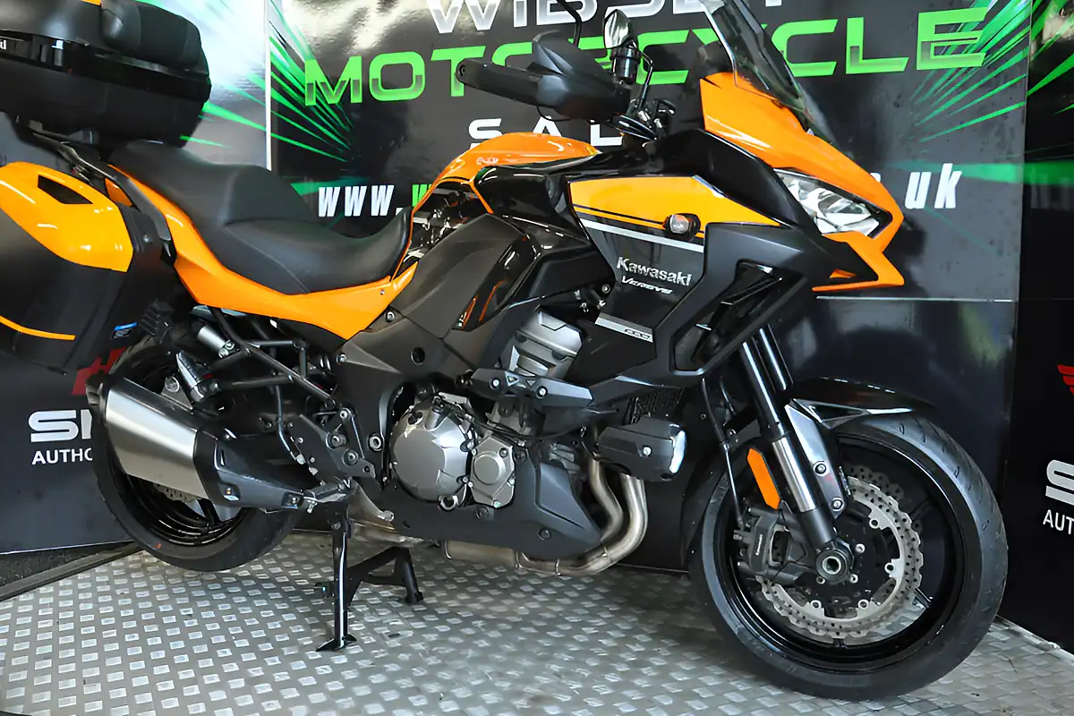 Used 2019 Kawasaki Versys 1000 Tourer Orange - Interior and Exterior details 5