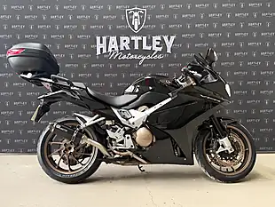 Used 2019 Kawasaki Vulcan S Café Grey / Silver - Interior and Exterior details 7