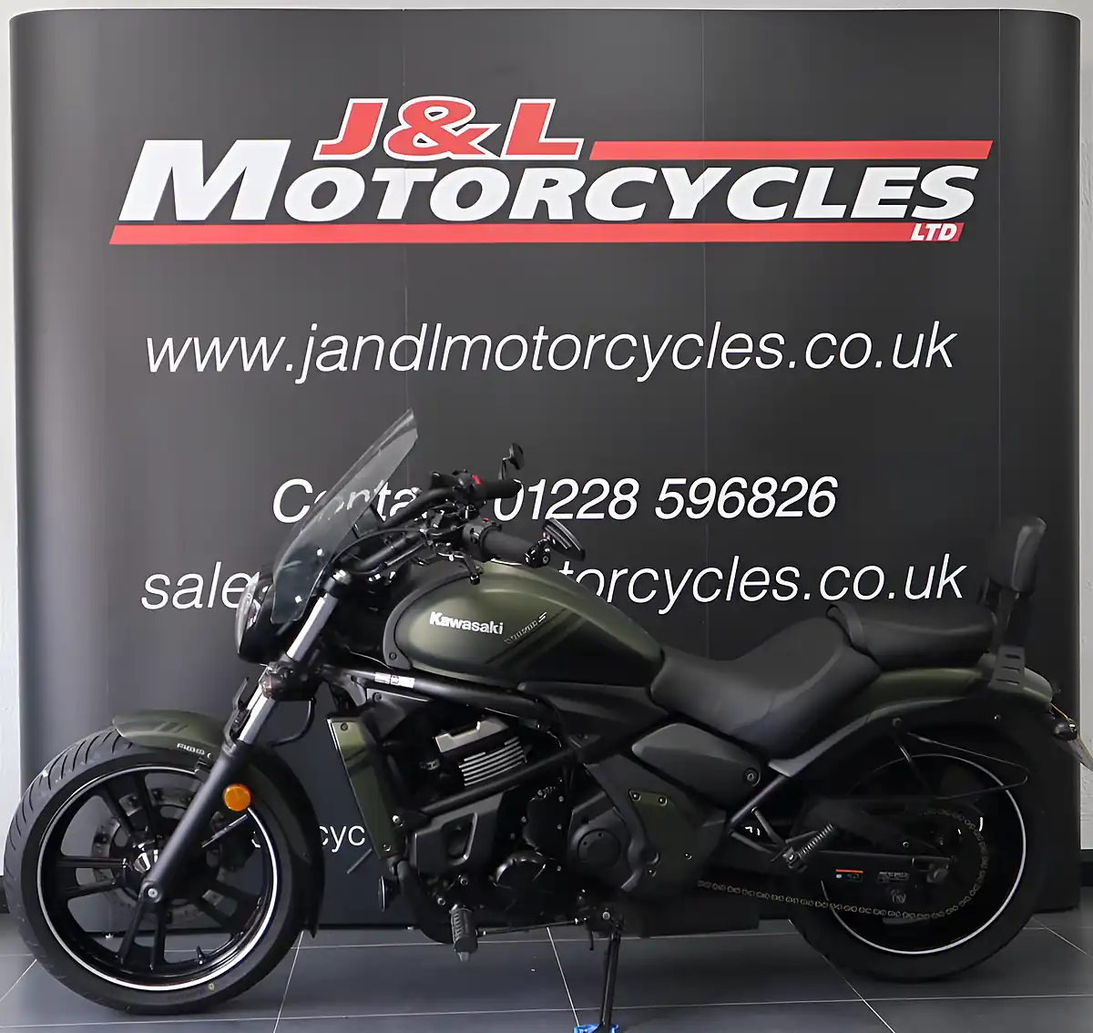 Used 2019 Kawasaki Vulcan S Green - Interior and Exterior details 6