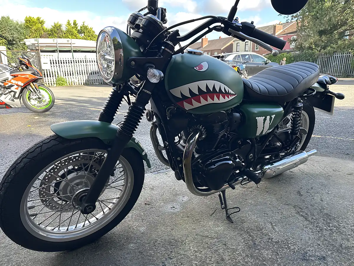 Used 2019 Kawasaki W800 Classic Ej Green - Interior and Exterior details 14