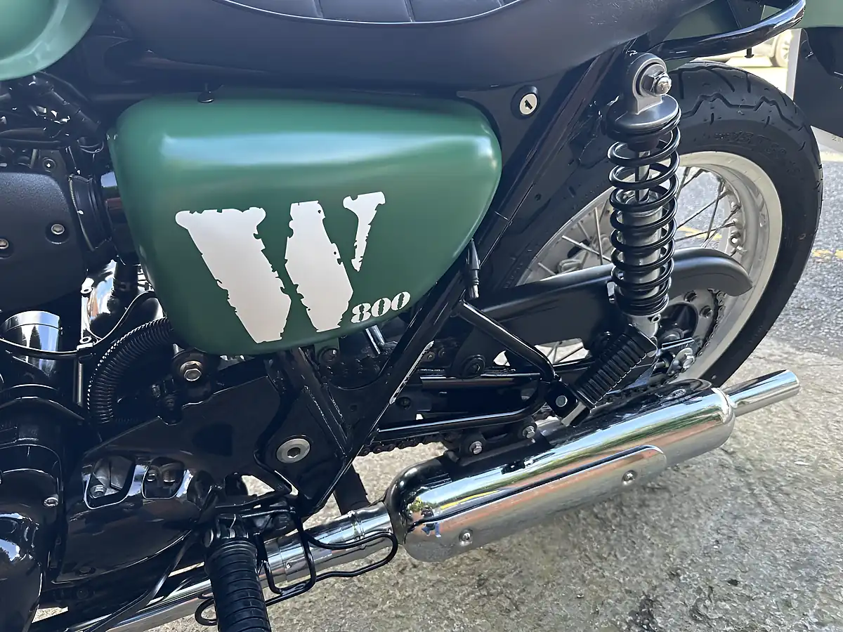 Used 2019 Kawasaki W800 Classic Ej Green - Interior and Exterior details 16
