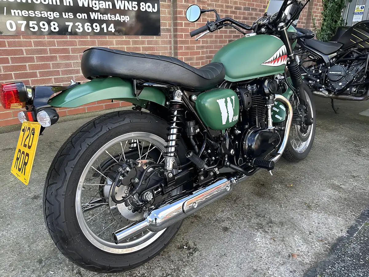 Used 2019 Kawasaki W800 Classic Ej Green - Interior and Exterior details 7