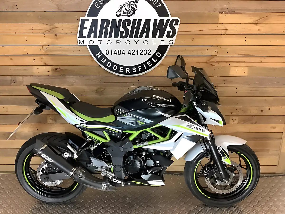 Used 2019 Kawasaki Z Supernaked Black - Front View