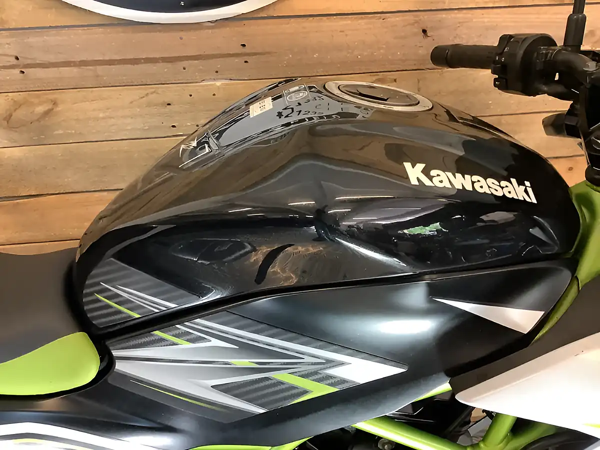 Used 2019 Kawasaki Z Supernaked Black - Interior and Exterior details 11