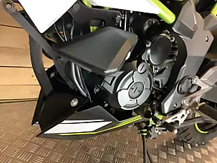 Used 2019 Kawasaki Z Supernaked Black - Interior and Exterior details 16