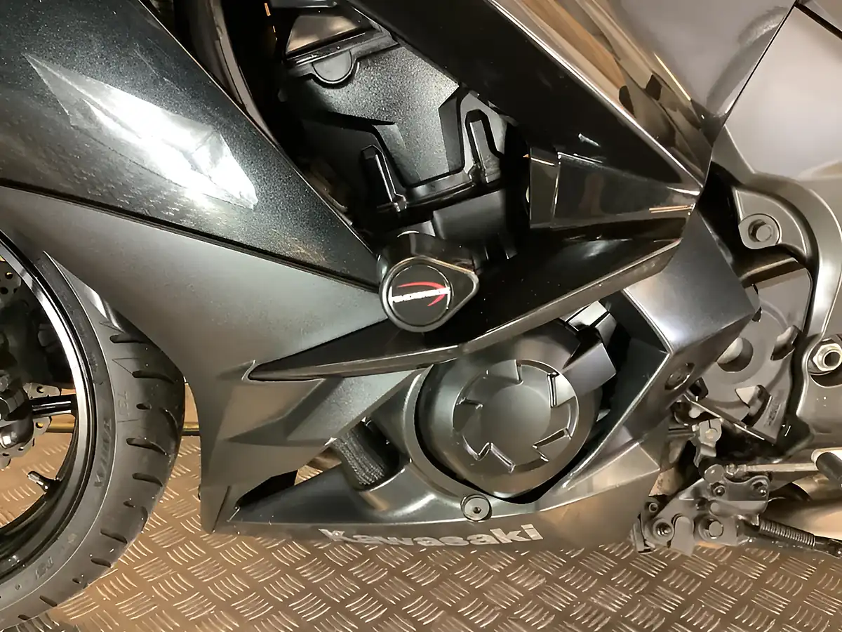 Used 2019 Kawasaki Z1000 Sx Black - Interior and Exterior details 19