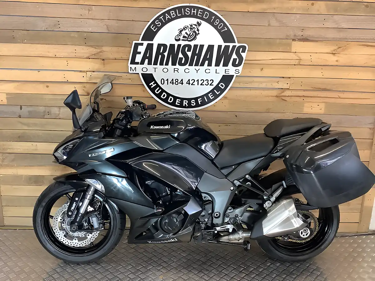 Used 2019 Kawasaki Z1000 Sx Black - Interior and Exterior details 2