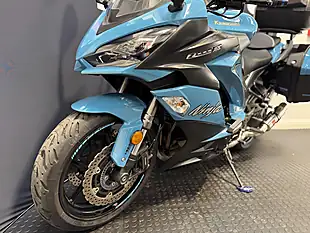 Used 2019 Kawasaki Z1000 Sx - Interior and Exterior details 16