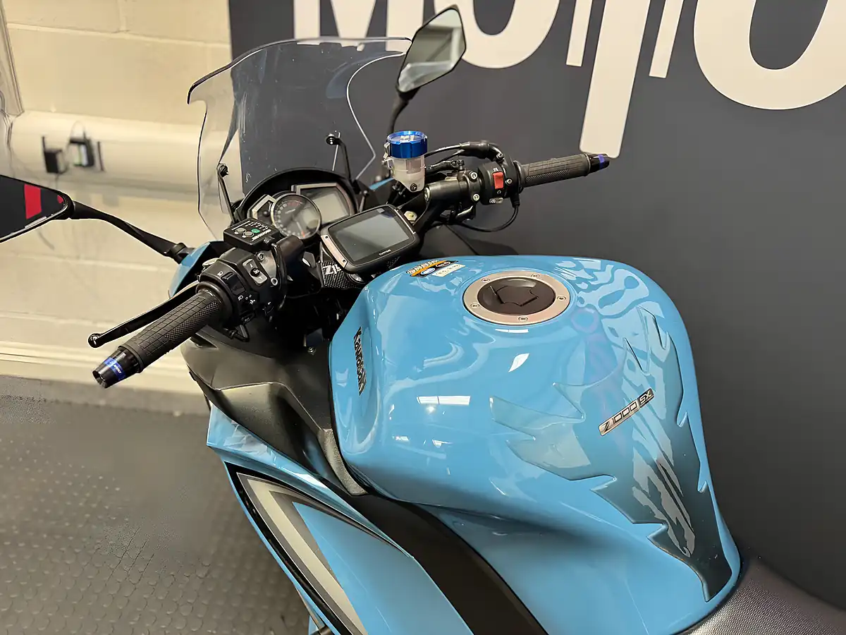 Used 2019 Kawasaki Z1000 Sx - Interior and Exterior details 19
