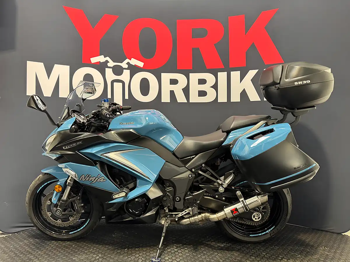 Used 2019 Kawasaki Z1000 Sx - Interior and Exterior details 2