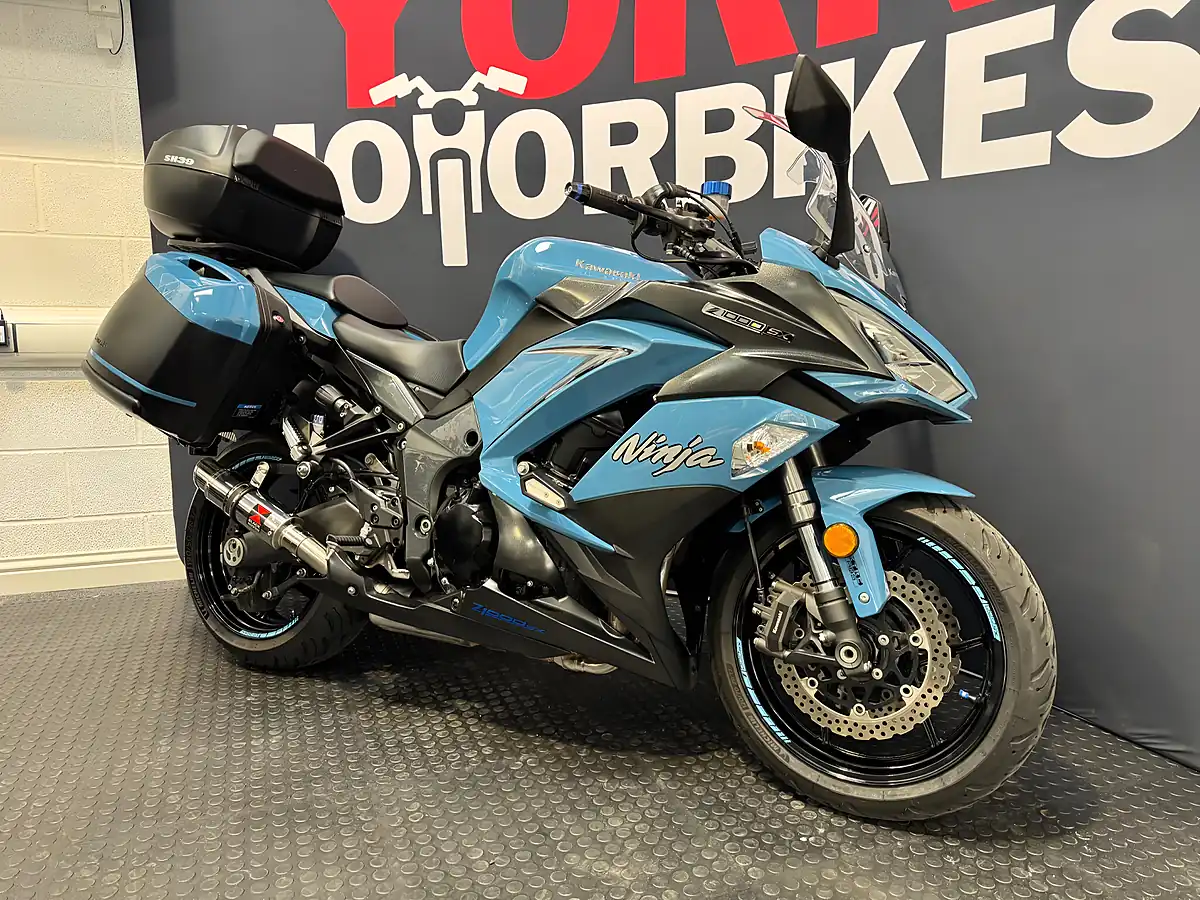 Used 2019 Kawasaki Z1000 Sx - Interior and Exterior details 5