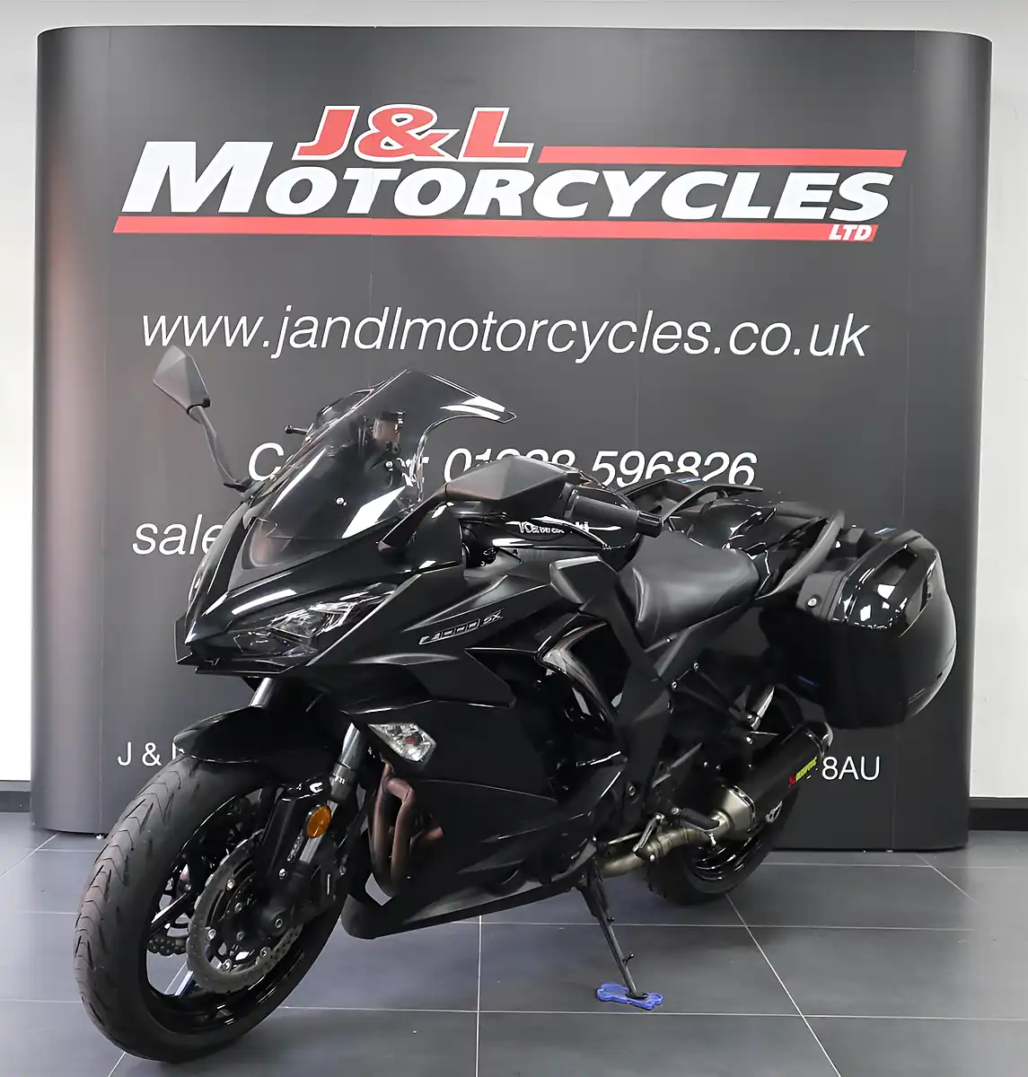 Used 2019 Kawasaki Z1000 Sx Performance Tourer Black - Interior and Exterior details 6