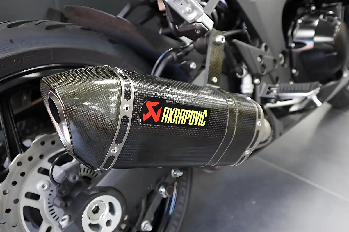 Used 2019 Kawasaki Z1000 Sx Performance Tourer Black - Interior and Exterior details 8
