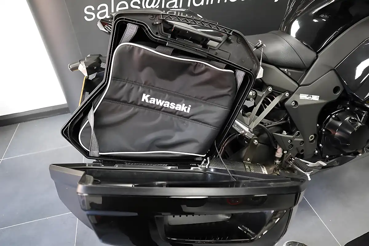 Used 2019 Kawasaki Z1000 Sx Performance Tourer Black - Interior and Exterior details 9