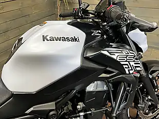 Used 2019 Kawasaki Z650 Supernaked White - Interior and Exterior details 5