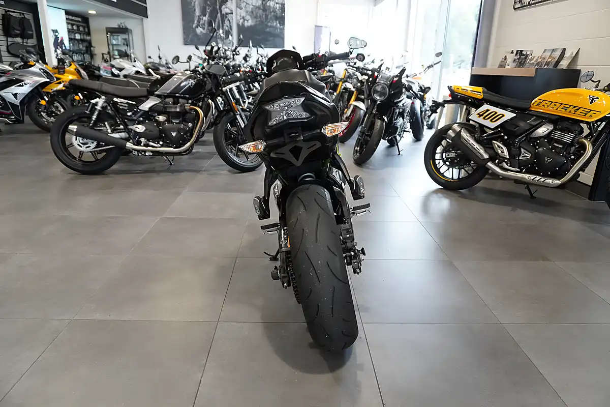 Used 2019 Kawasaki Z650 Z Black - Interior and Exterior details 4