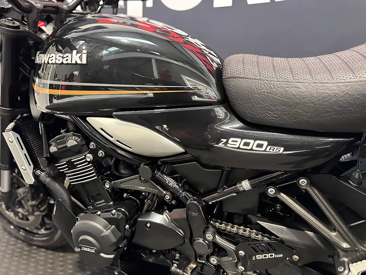 Used 2019 Kawasaki Z900 RS - Interior and Exterior details 17