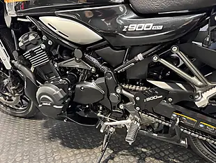 Used 2019 Kawasaki Z900 RS - Interior and Exterior details 18