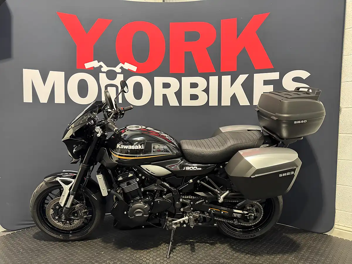 Used 2019 Kawasaki Z900 RS - Interior and Exterior details 2
