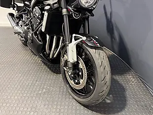 Used 2019 Kawasaki Z900 RS - Interior and Exterior details 7