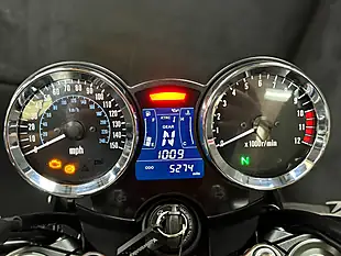 Used 2019 Kawasaki Z900 RS Modern Classic Grey - Interior and Exterior details 3