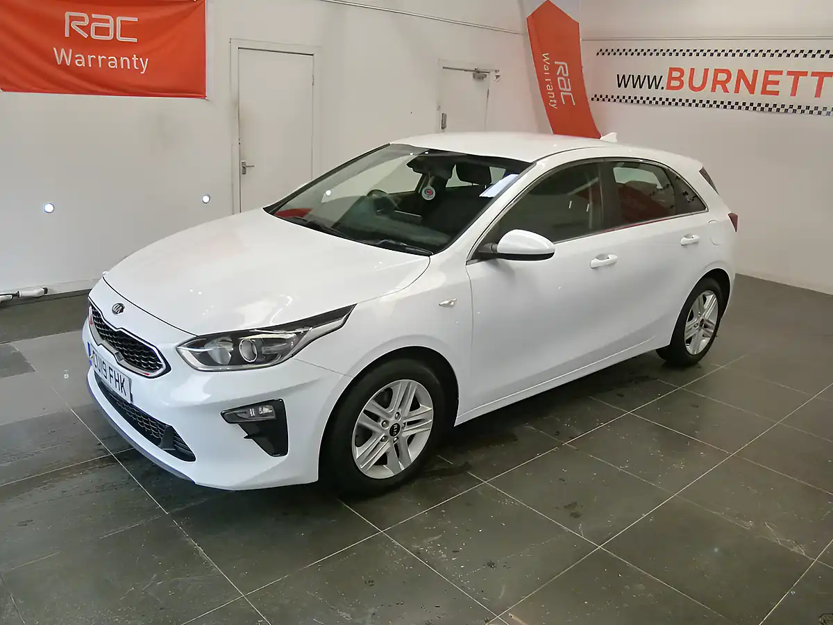 Used 2019 Kia Ceed 2 Isg White - Interior and Exterior details 11