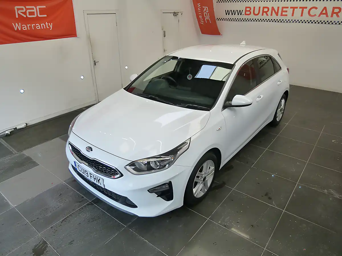 Used 2019 Kia Ceed 2 Isg White - Interior and Exterior details 19