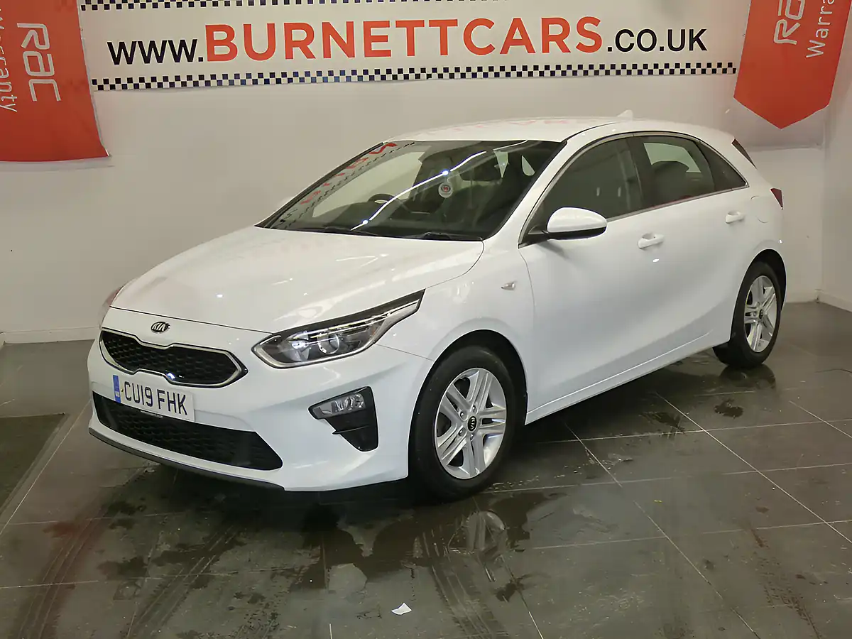 Used 2019 Kia Ceed 2 Isg White - Interior and Exterior details 2