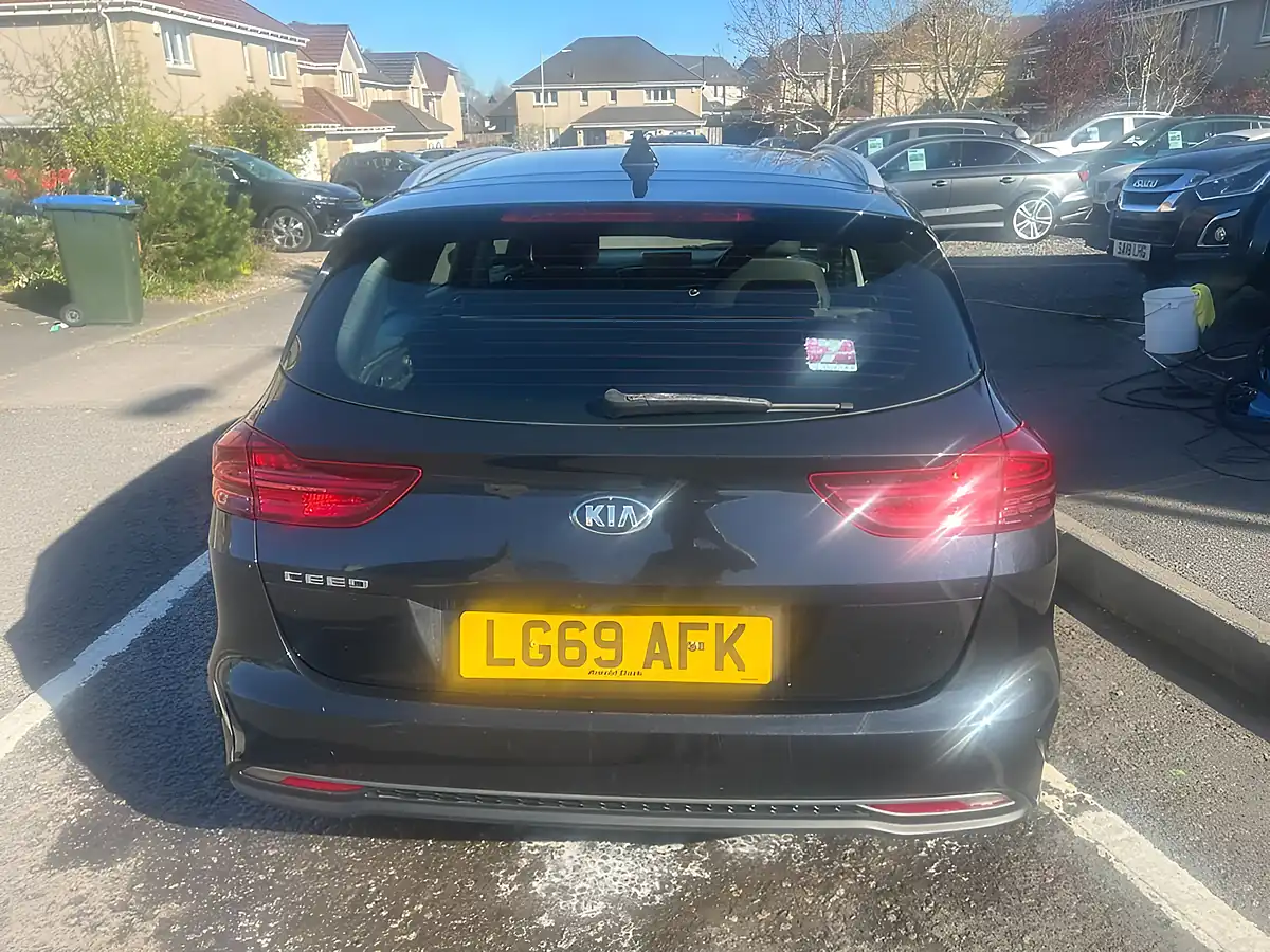 Used 2019 Kia Ceed 2 Nav Black - Interior and Exterior details 7