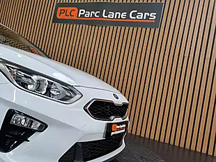 Used 2019 Kia Ceed 2 Premium Fusion White - Interior and Exterior details 3