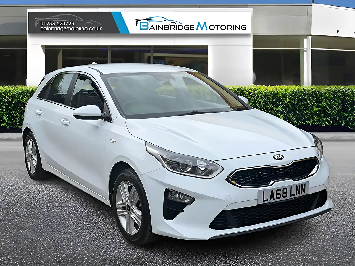 Used 2019 Kia Ceed 2 White - Front View