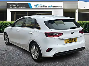 Used 2019 Kia Ceed 2 White - Interior and Exterior details 5