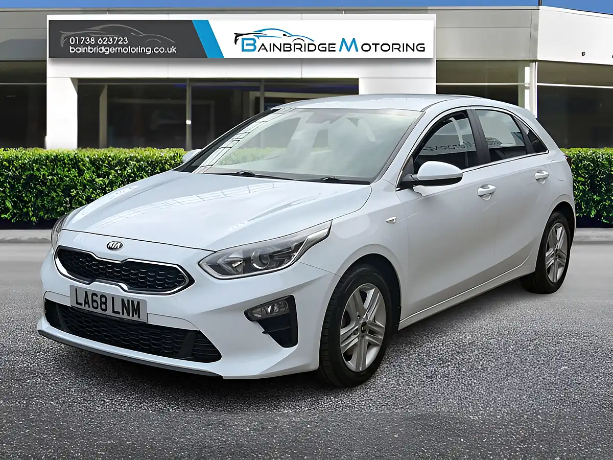 Used 2019 Kia Ceed 2 White - Interior and Exterior details 7