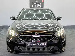 Used 2019 Kia Ceed 3 Black - Interior and Exterior details 2