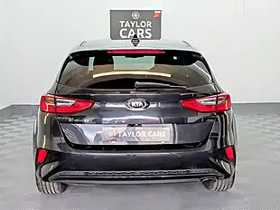 Used 2019 Kia Ceed 3 Black - Interior and Exterior details 6
