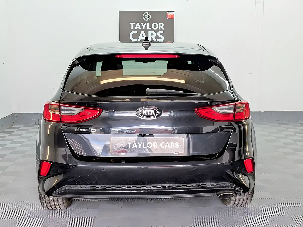 Used 2019 Kia Ceed 3 Black - Interior and Exterior details 6