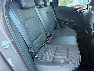 Used 2019 Kia Ceed 3 Brown - Interior and Exterior details 18