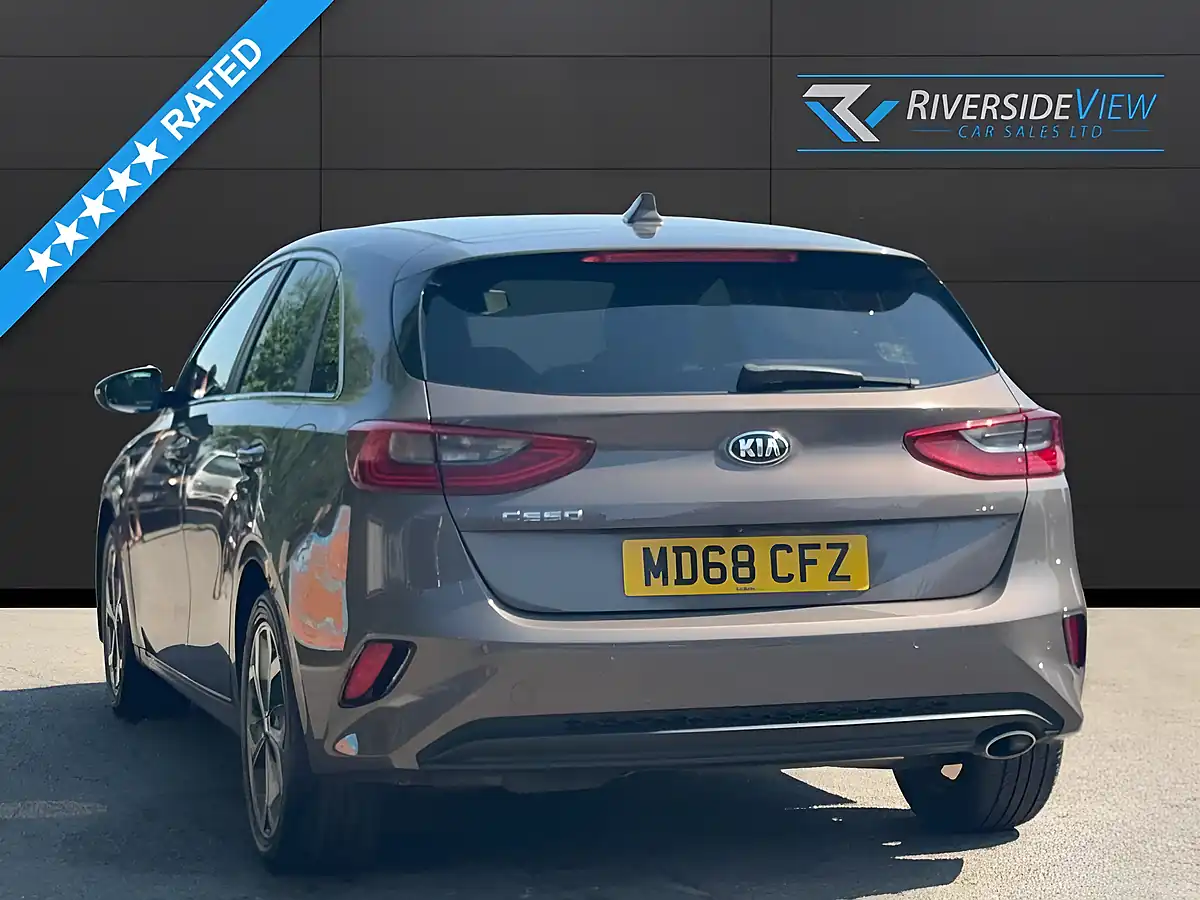 Used 2019 Kia Ceed 3 Brown - Interior and Exterior details 6