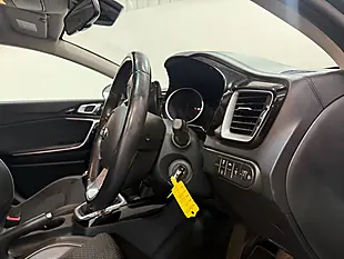 Used 2019 Kia Ceed 3 Grey - Interior and Exterior details 10