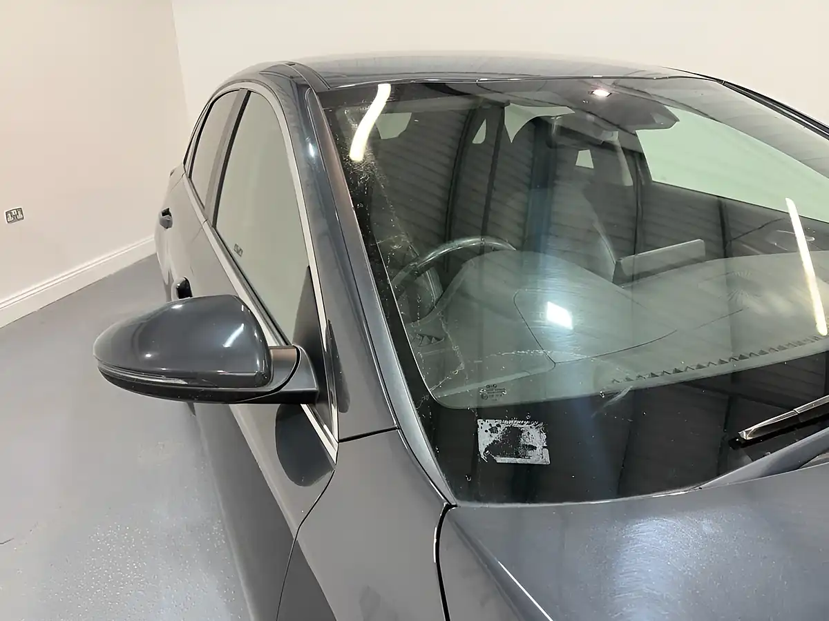 Used 2019 Kia Ceed 3 Grey - Interior and Exterior details 5