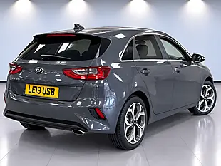 Used 2019 Kia Ceed 3 Grey - Interior and Exterior details 5