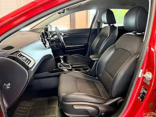 Used 2019 Kia Ceed 3 Red - Interior and Exterior details 11